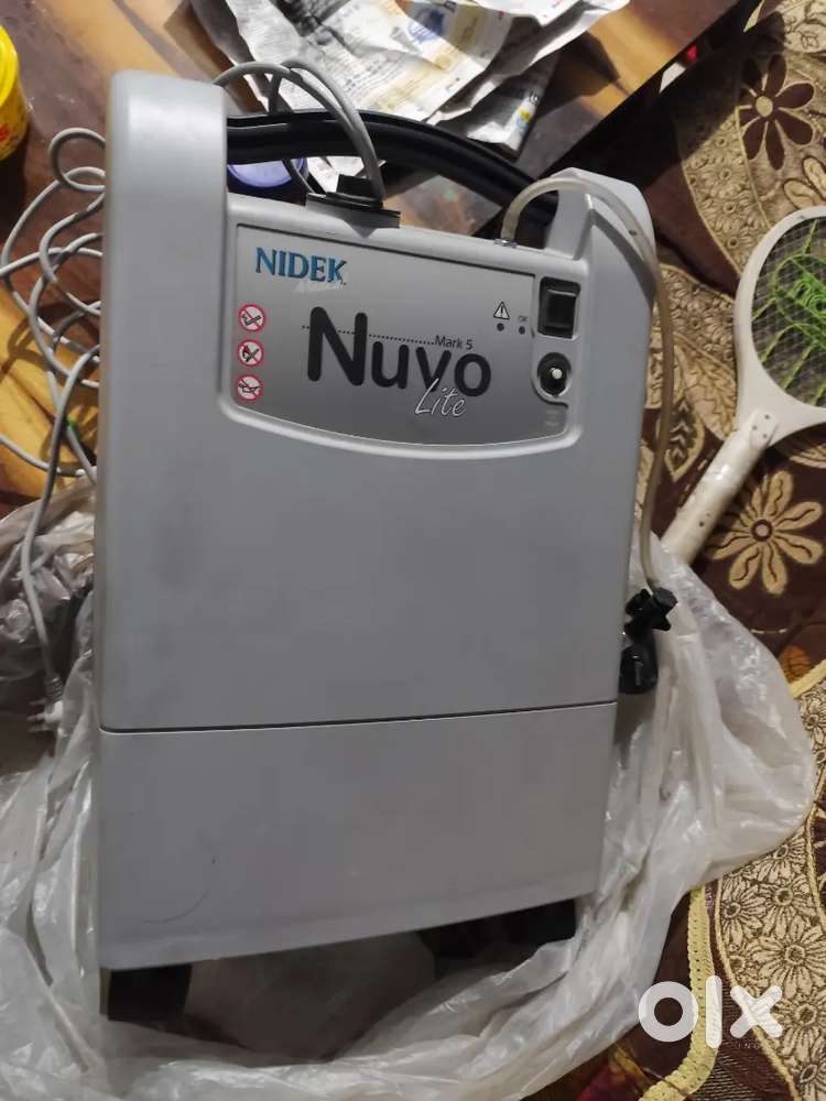 Oxygen concentrator machine