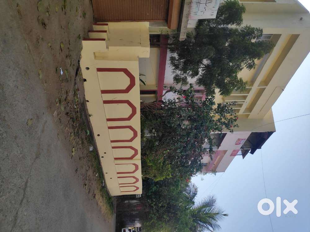 2 BHK semi furnished flat on first floor in posh locality. in osh