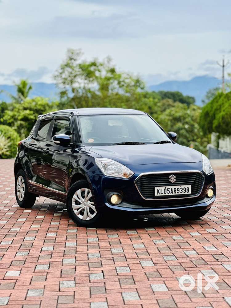 Maruti Suzuki Swift VXi + Manual, 2018, Petrol