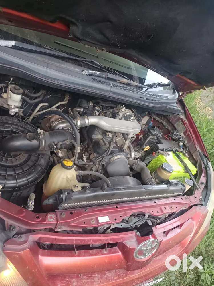 Toyota Innova 2007 Diesel 200000 Km Driven
