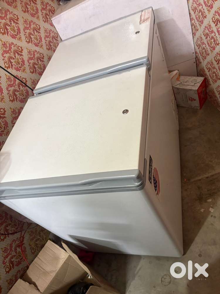 Chest freezer ( Celfrost )