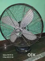 2 Table fan CHAMPIAN COMPNAY and usha