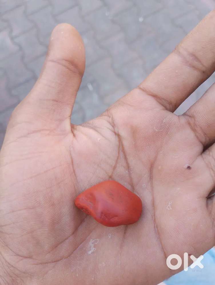 Red stone and very smuth