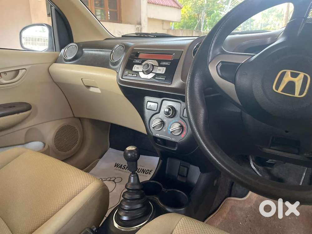 Honda Brio 2012