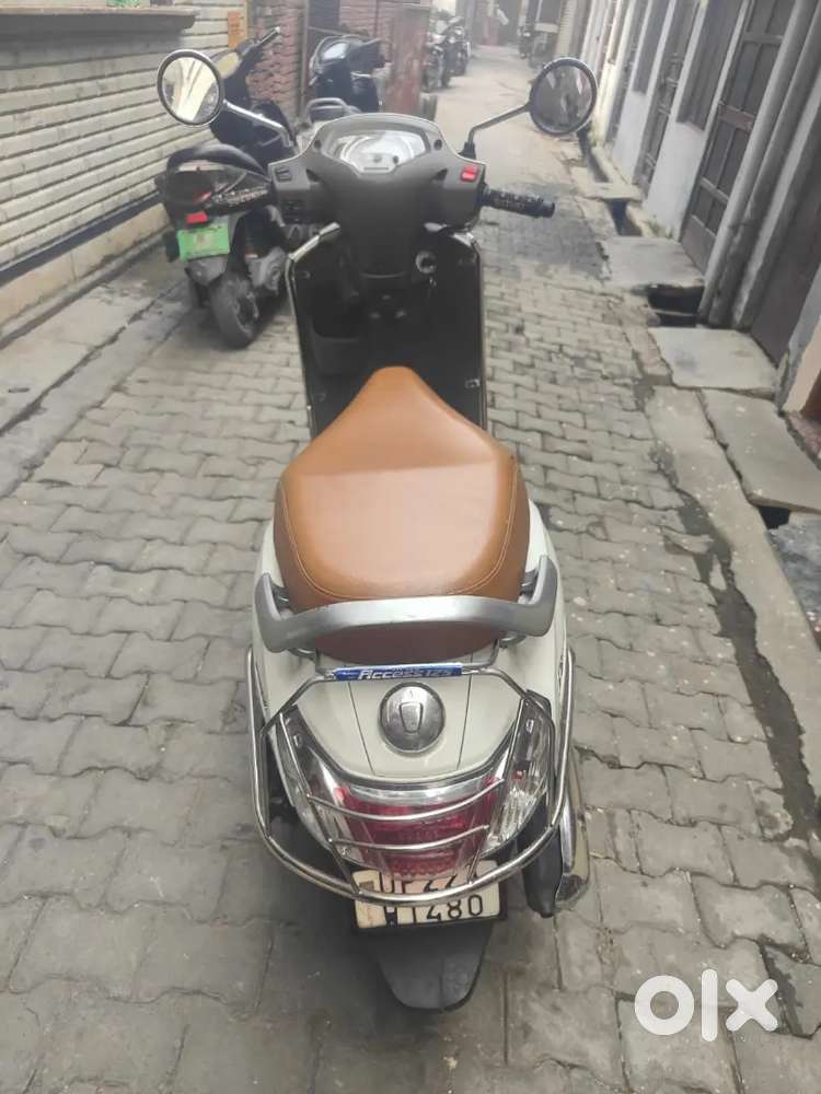 Good condition acess 125
