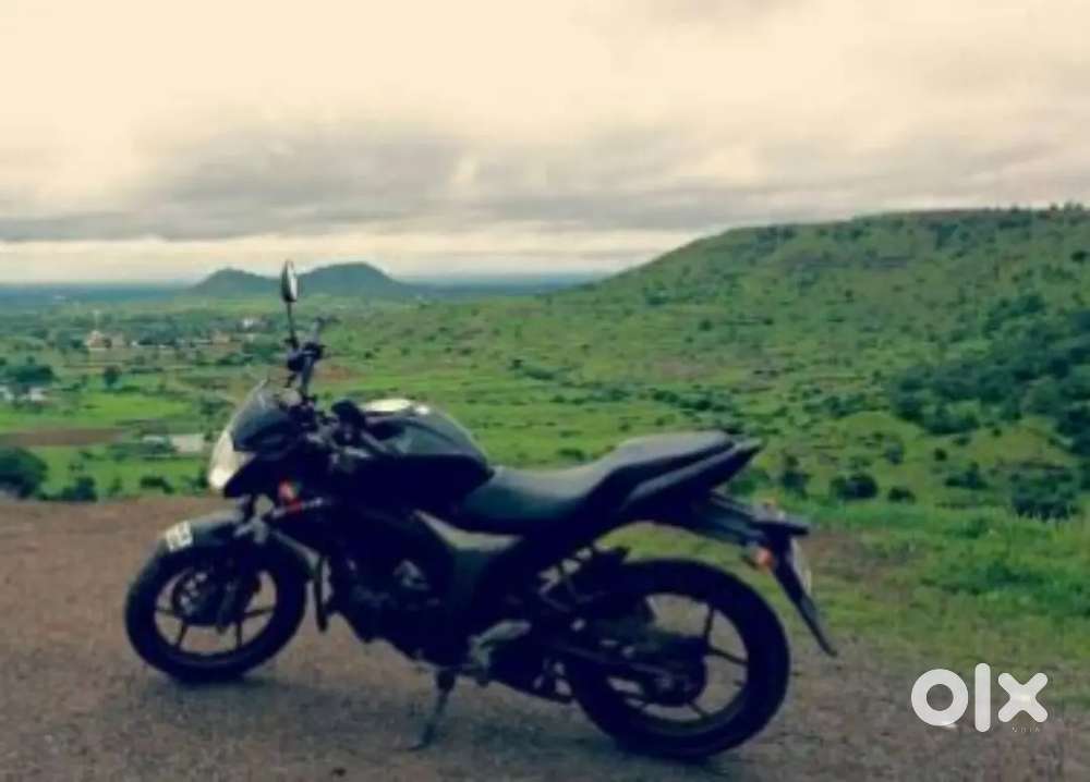 Suzuki Gixxer – Showroom Maintained  100K km  Impeccable Condition