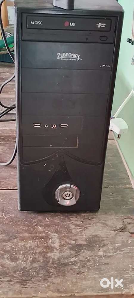 Computer:with key pad and mouse and cpu.