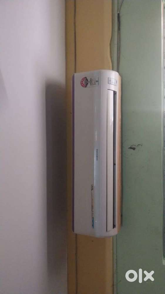 2 ton Samsung AC in good condition on sale