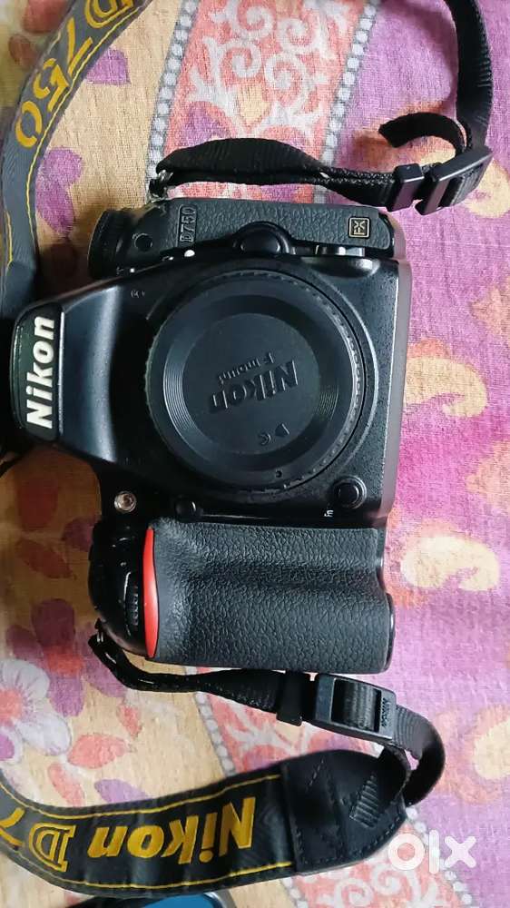 Nikon 750 fx with 18-55 lens.. sale kora hoibo