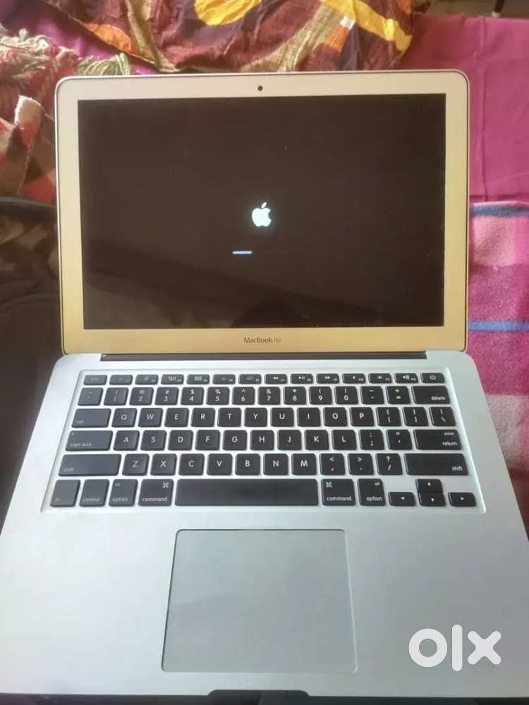 Macbook Air 2015 i5 8gb  128gb