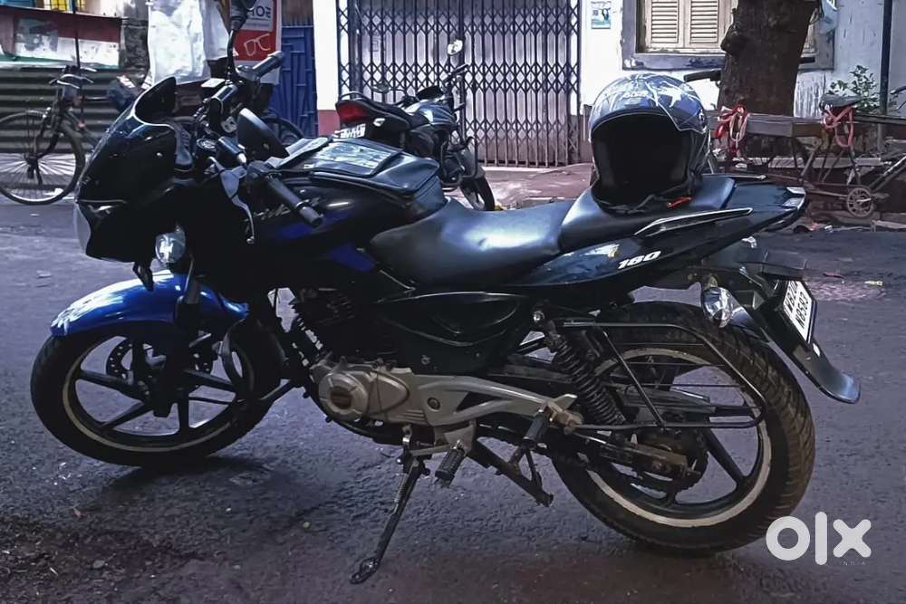 Pulsar 180F