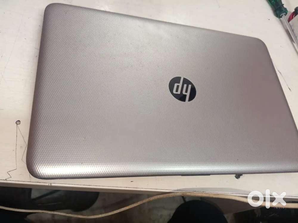 HP LAPTOP AMD