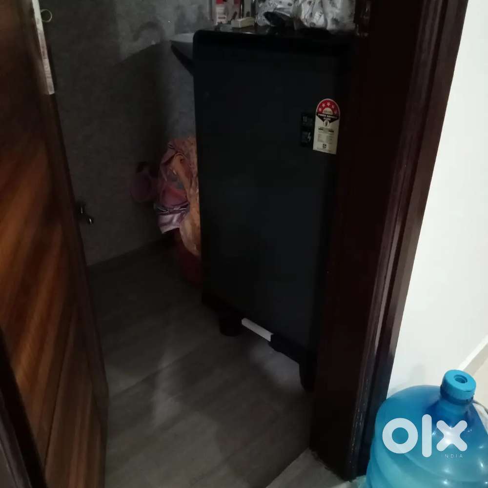 LG fully automatic washing machine with new stand