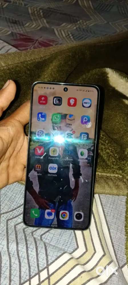 New phone 1 month old