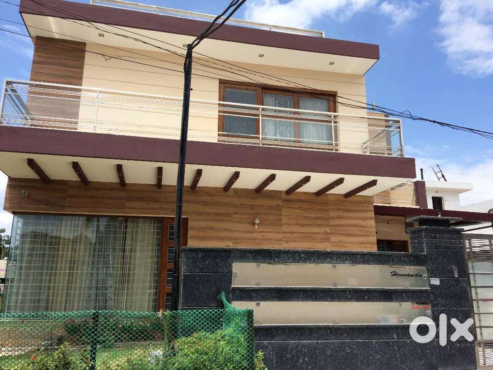 Available for sale 2kanal single story in sector-8