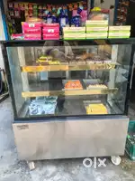 Sweets counter refrigerator
