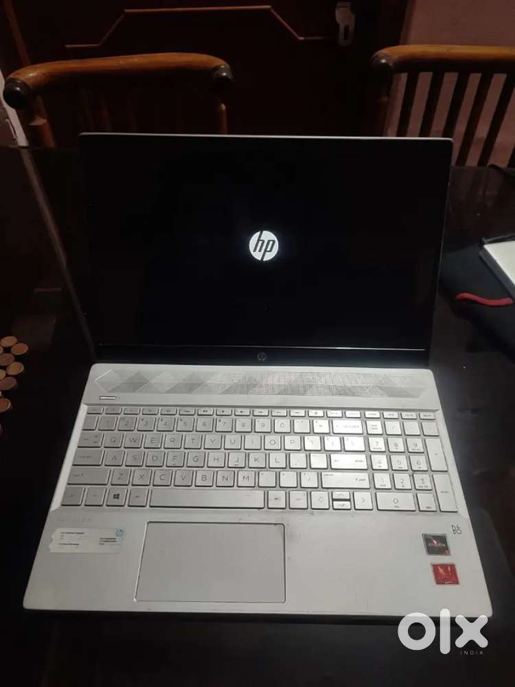 HP Pavillion 15 AMD Ryzen 5 processor 8 gb 1TB