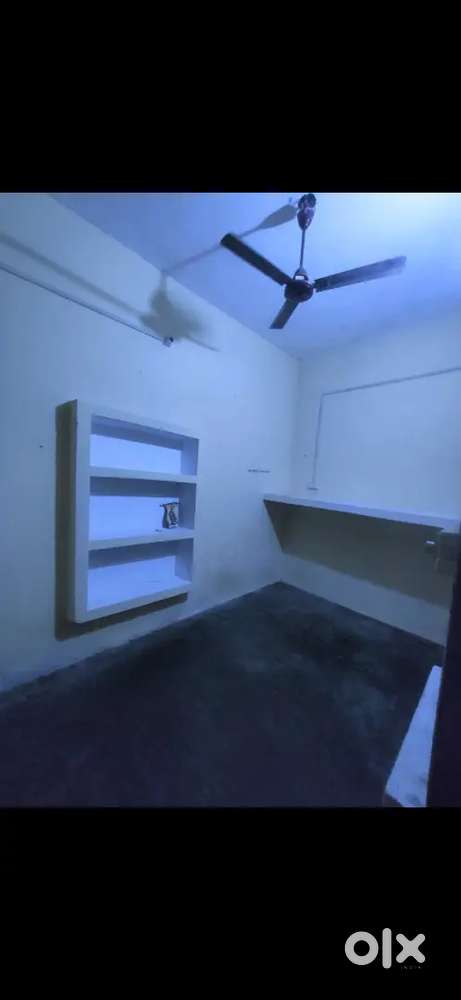 Small room Near bundelkhand university medical