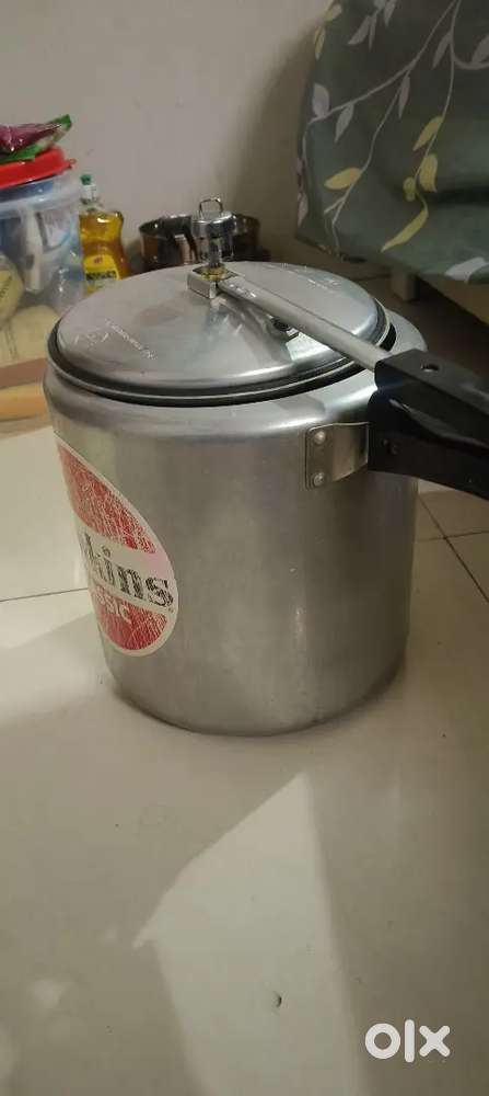 Cooker kitchen appliances