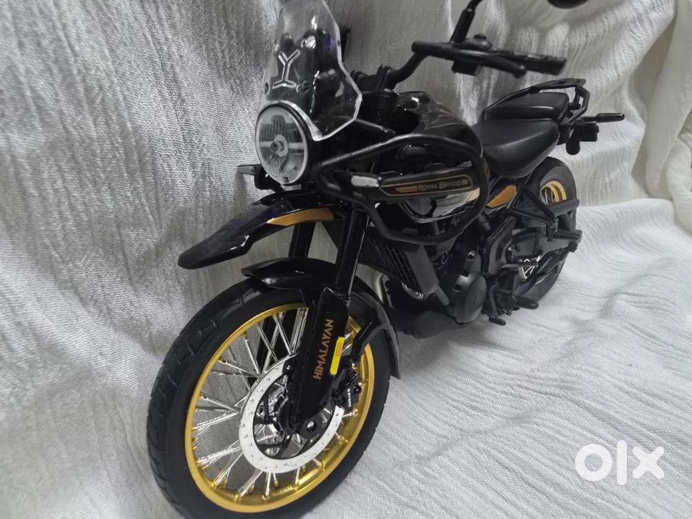 Royal Enfield Himalayan 450 Toy Bike Premium Showcase Model