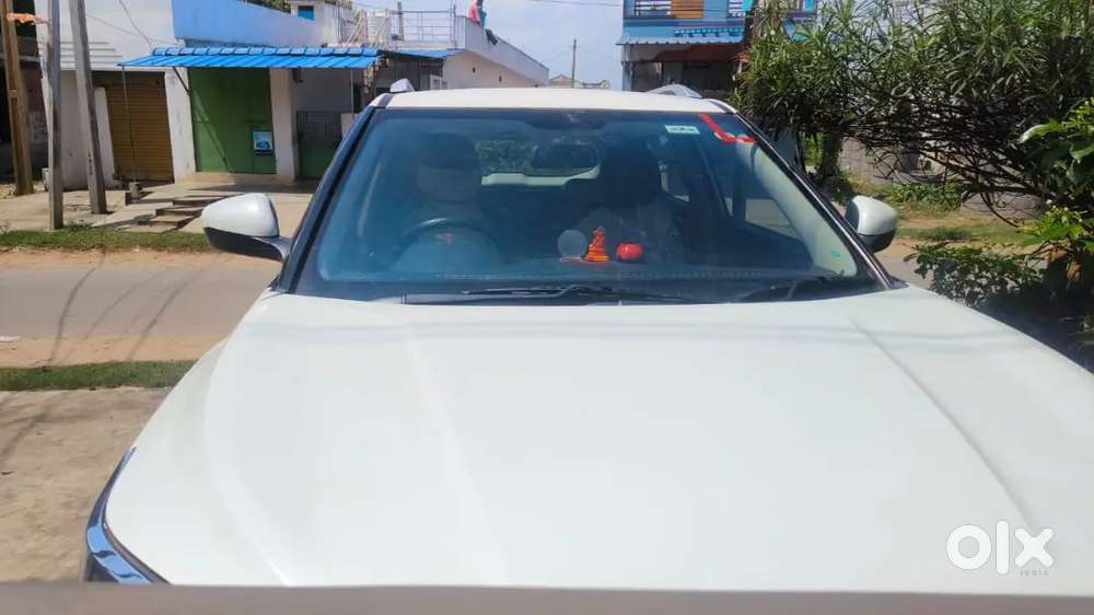 Mahindra XUV300 TurboSport 2022 Petrol Well Maintained