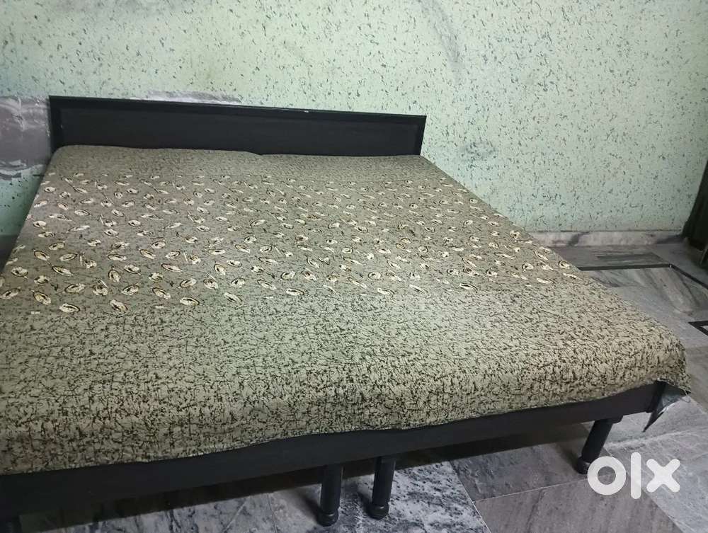 Fully Furnished Room