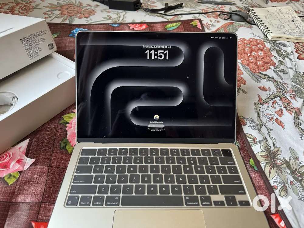 MacBook Air M3 (8-256GB)