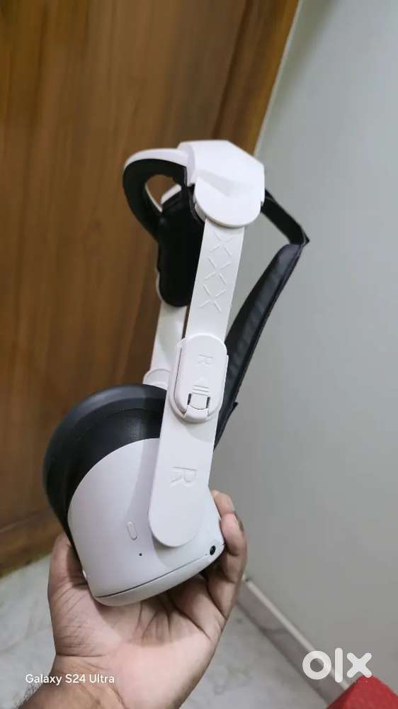 REFURBISHED META QUEST 2