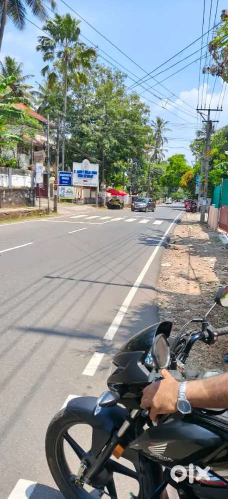 PETTAH, 7.5 CENT LAND FOR SALE