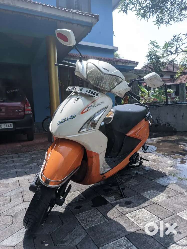 HERO HONDA PLEASURE (2015)
