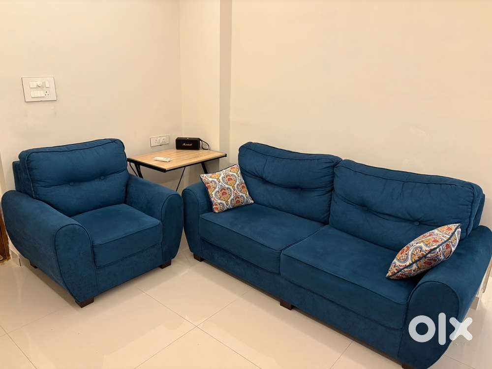 5-Seater Sofa — Recently Deep Cleaned  Excellent Condition