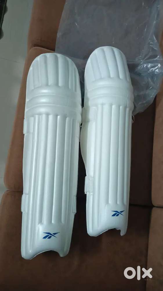 Cricket batting pad (MEN)