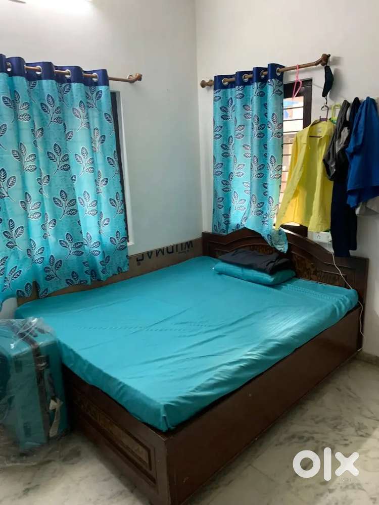 Premium affordable PG Near IT park Genda Circle