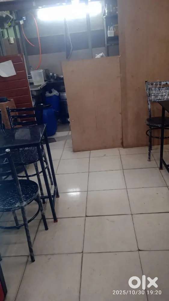 Kozhikode Palayam teastal and coolbar for rent.suitable for fastfood