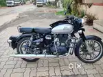 Royal Enfield classic 350 (fancy number plate)