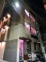 2floor house