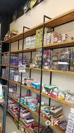 ഫാൻസി shop furniture വിൽപ്നയ്ക്