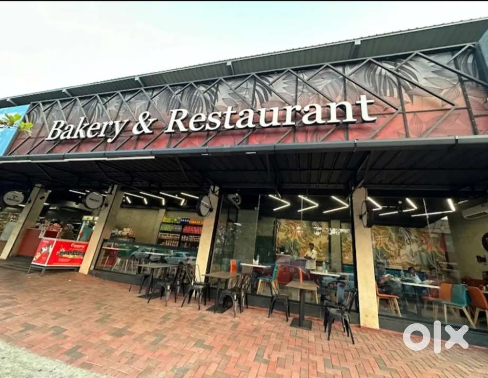 Waiters , fried chicken chef