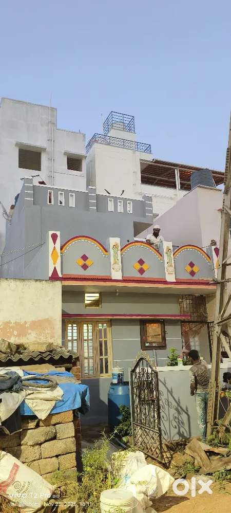 Peenya main road Indiranagar Independence house price rate37.00.000