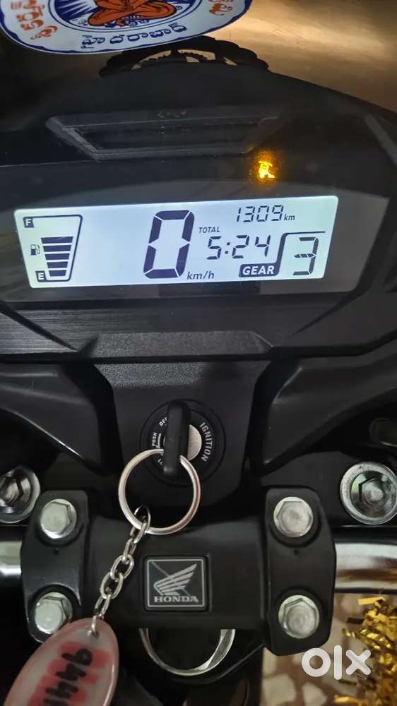 Honda Shine for urgent sale.