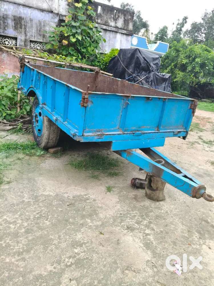 ट्रॉली new condition me hai