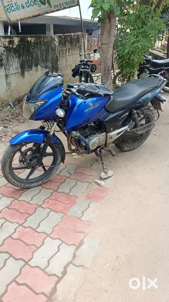 Pulsar 150