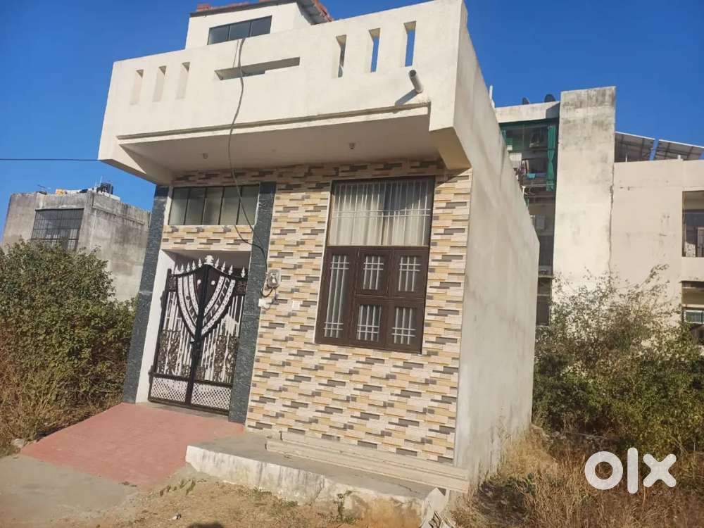 Furnished independent 1BHK house in main Gandhi path west