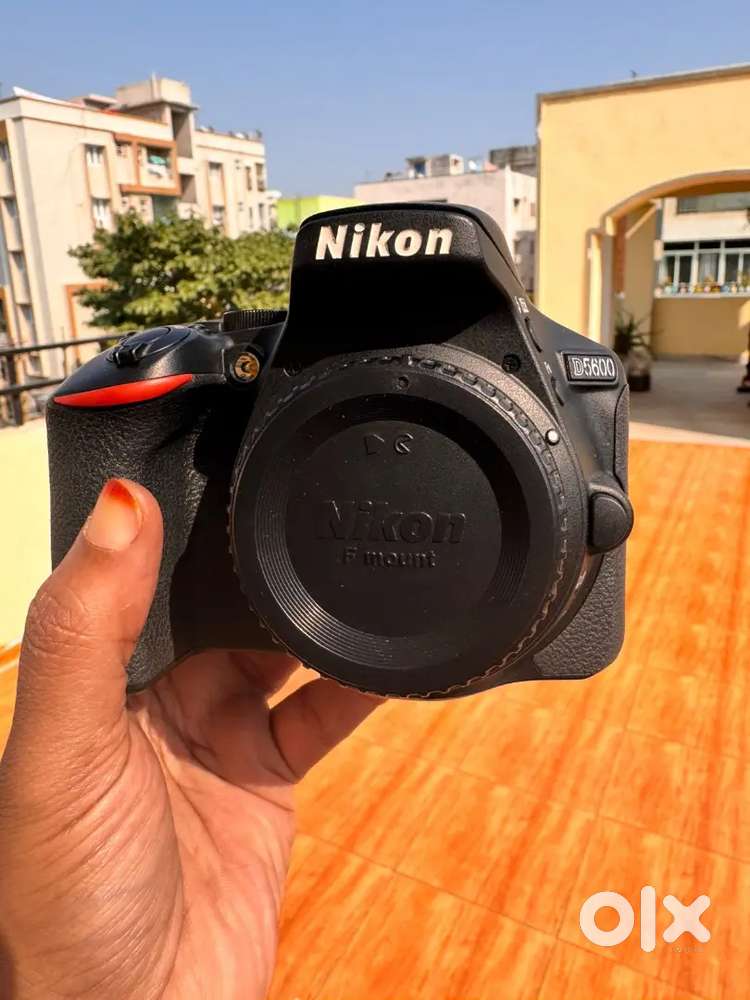 5600 only body 2k shutter