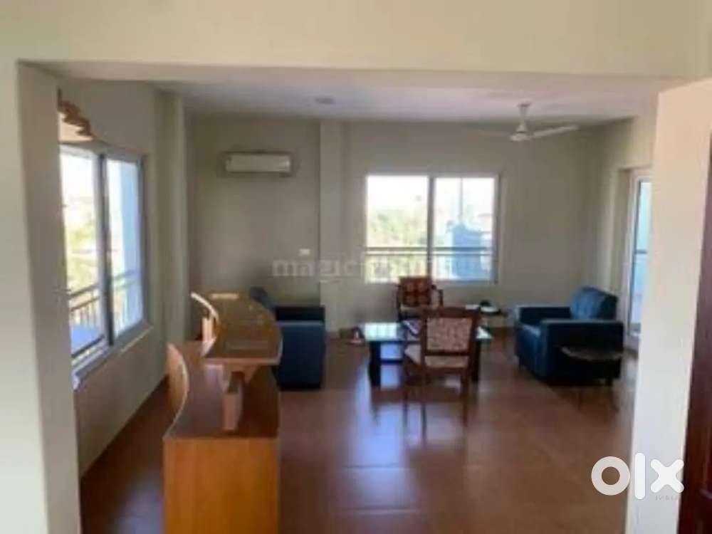 4bhk flat for sale at falnir