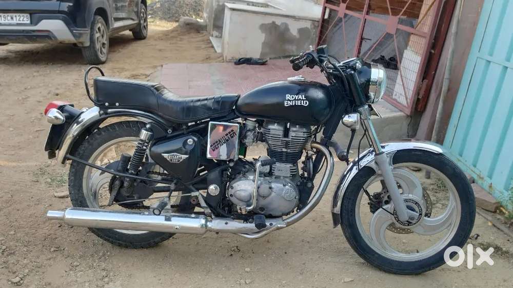 Alloy wheel,self start,new both tyres,battery new, recent serviced,