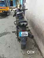 Pulsar 180 2012 model black colour good condition one self start