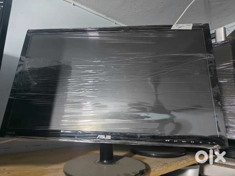 Asus 23inch LCD monitor in good working condition vga port