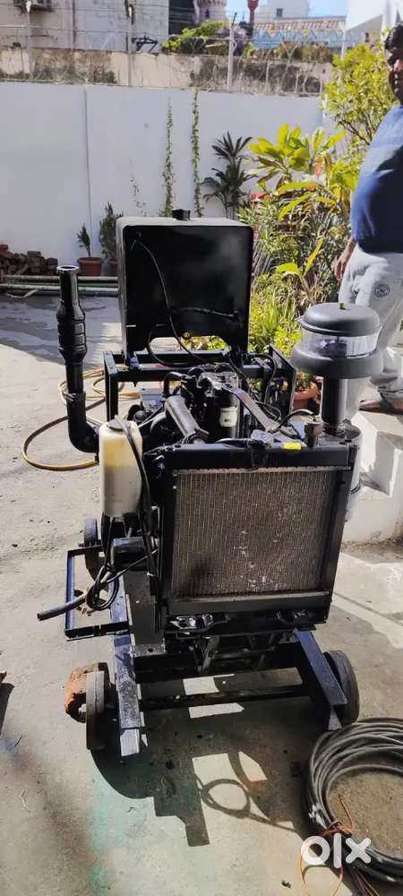 Generator with button