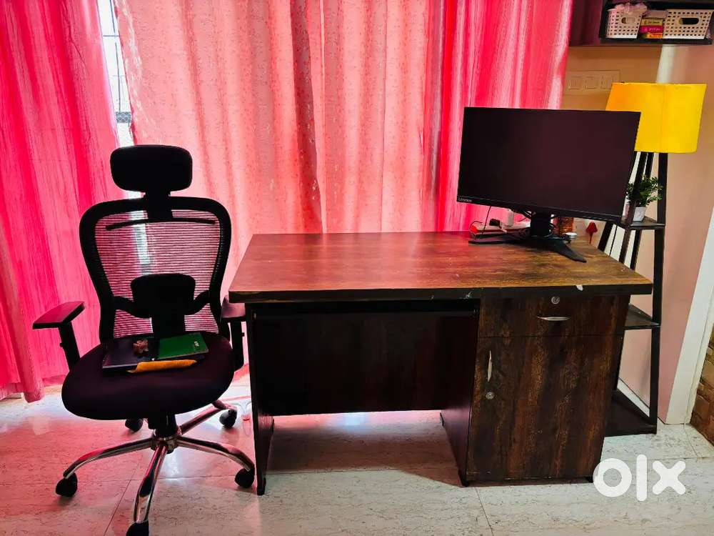 Computer table + office chair + lamp